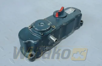Pokrywa klawiatury do silnika Kubota D722 1G958-14504