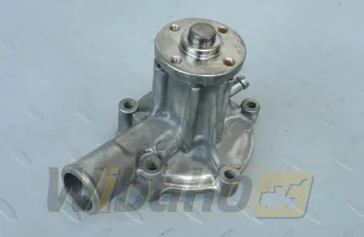 Pompa wody do silnika Kubota V1505 1K576-73032