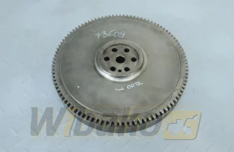 Koło zamachowe do silnika Kubota V2403 1A085-25010