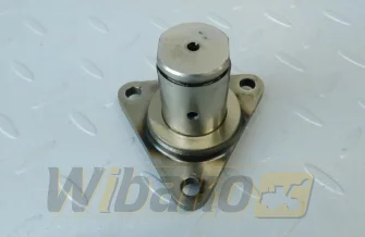 Sworzeń koła zębatego pośredniego D= 32 mm do silnika Kubota V2003 