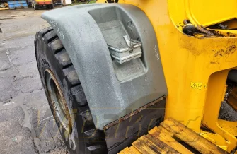 Błotnik lewy,przód Liebherr 9841530