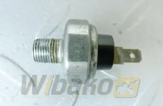 Czujnik ciśnienia oleju P0.5 Kubota T1850-39010
