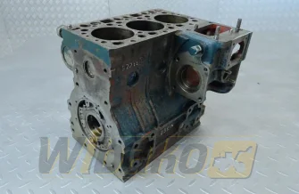 Blok silnika do silnika Kubota D950 15533-01010