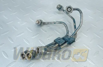Przewody paliwa pompy wtryskowej CYL. 1-3 do silnika Kubota D950 15261-53710