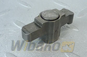 Mostek dźwigni zaworowych do silnika Kubota V2607 1J700-13463