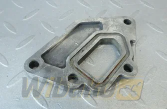Dystans obudowy termostatu do silnika Perkins 700 3753R271