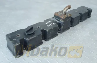 Pokrywa klawiatury do silnika Komatsu SAA6D114E-1 3930904