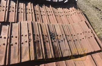 Gąsienice Komatsu D65 