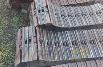 Gąsienice Liebherr R904C 