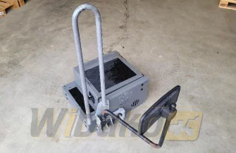 Podest prawy,przód do koparki Liebherr LH35M 12478662