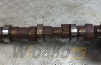 Wałek rozrządu Deutz 04507479