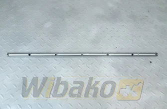 Wałek dźwigni zaworowych do silnika Isuzu 6HK1 8973899180