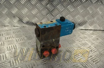 Zestaw zaworów Vickers DG4V32ALMKUP4D3H760 E-1