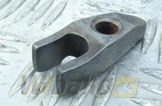 Uchwyt wtryskiwacza do silnika Deutz TCD3.6 L4 04130374