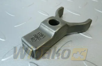 Uchwyt wtryskiwacza Caterpillar 7C8851