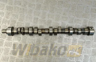 Wałek rozrządu Deutz 04103248