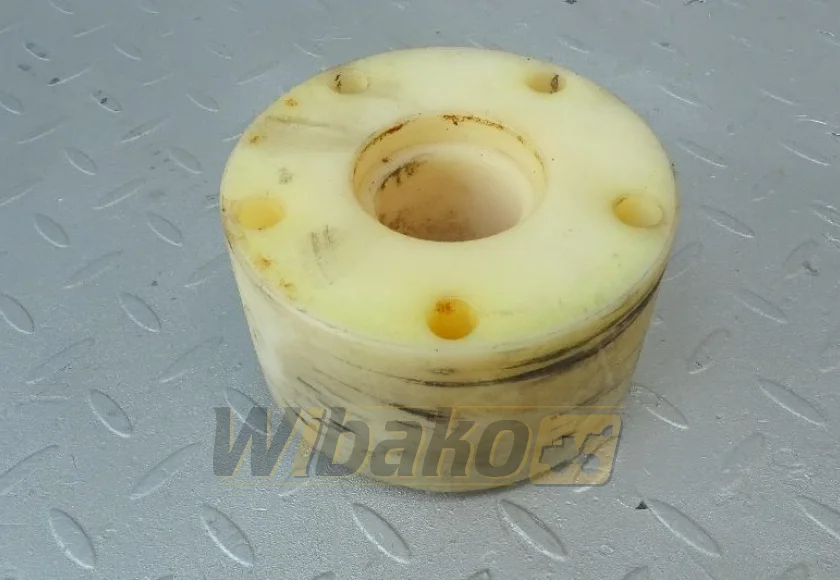 Dystans podstawy wentylatora H= 65 mm do silnika Deutz BF6M1015 – używany