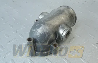 Kolano pompy wody Deutz 04226167