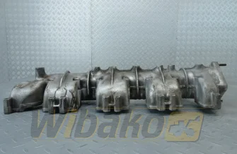 Kolektor ssący do silnika Deutz BF8M1015 04224866R