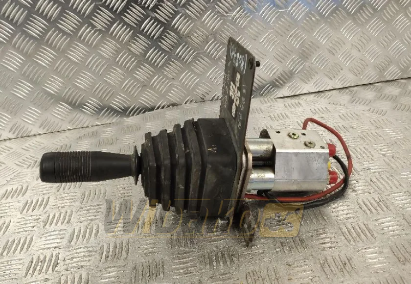 Dżojstik DAVID BROWN HYDRAULICS HPVL04 788438 E8 010 036702 1P – używany