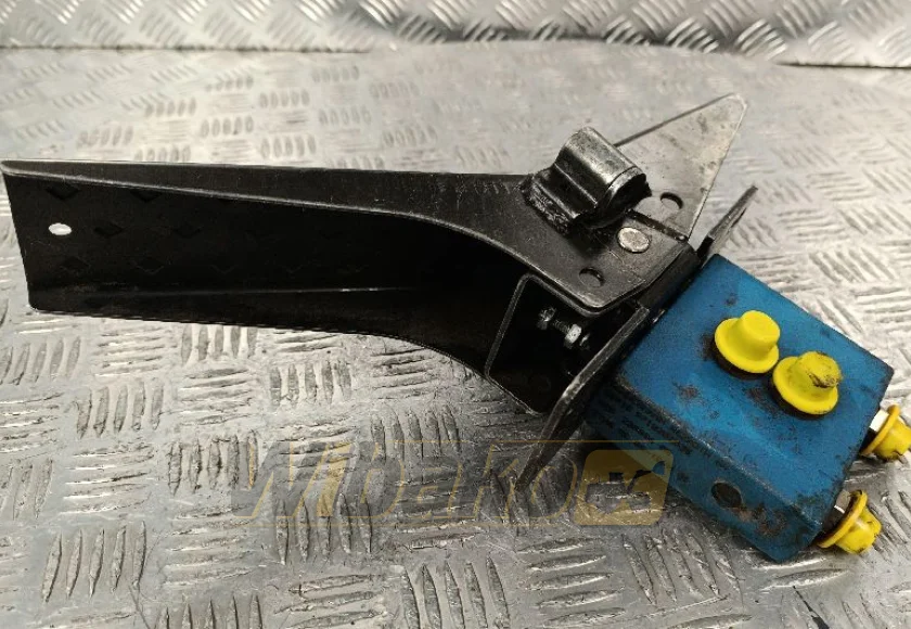 Pedał Rexroth 9710201533 228886 00 – używany