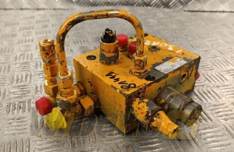 Zestaw zaworów REXROTH 50482 M28 LT 13 MKA 307080-0007 – używany (2)