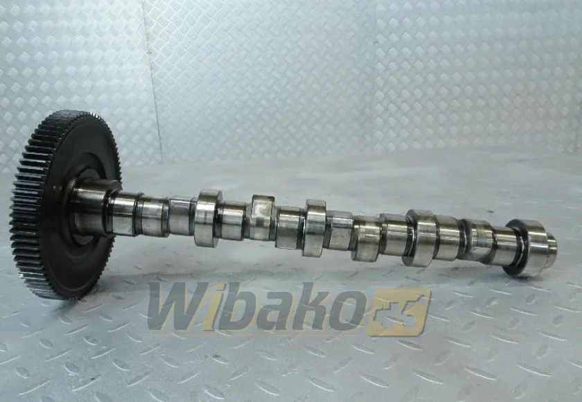 Wałek rozrządu do silnika Deutz BF4M2012 04513676 – używany