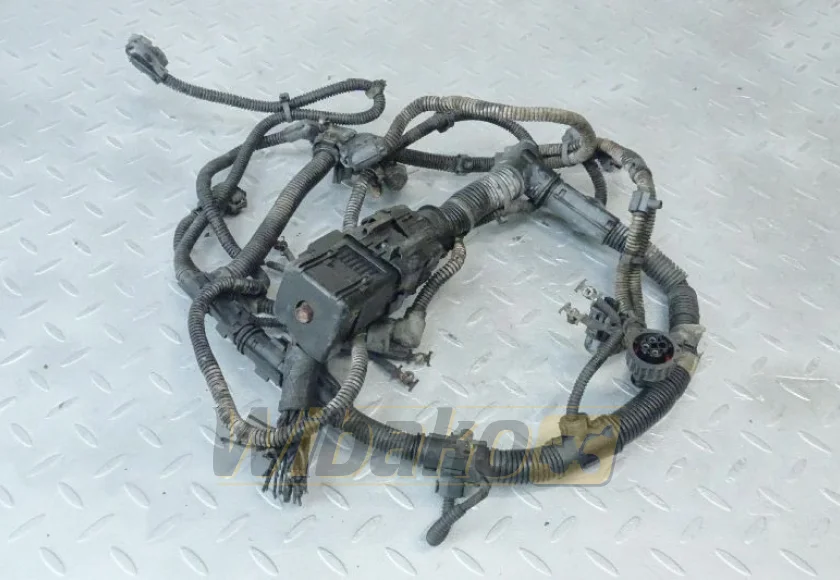 Wiązka elektryczna do silnika Deutz TCD2012 L04 2V 04211143 – używany