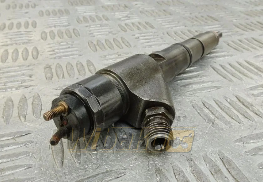 Wtryskiwacz CR Deutz 04290987 – używany