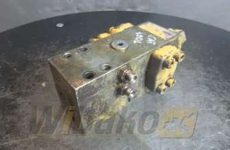 Zestaw zaworów Caterpillar 320 08453503723500C