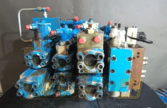 Rozdzielacz Linde V187567 M/8