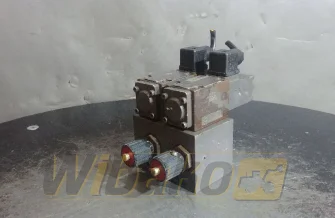 Rozdzielacz do koparki Akerman EC230 