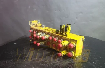 Rozdzielacz Komatsu PC160 C-8