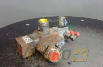 Zestaw zaworów Case 921C E-1