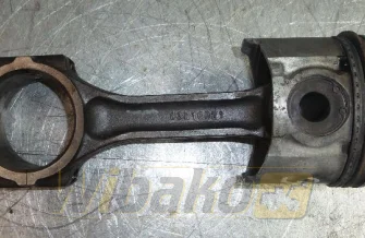 Tłok z korbowodem Daewoo DB58TI C3K16021
