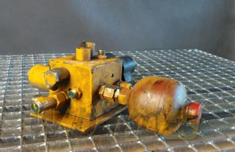 Zestaw zaworów Liebherr W2Z-1332 E-3