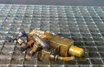 Zestaw zaworów Liebherr W3Z-1158 E-1