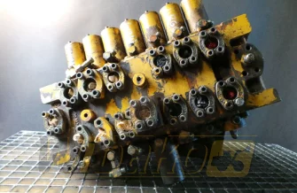 Rozdzielacz Rexroth M8-1001-04/7M8-22VH 509483/4