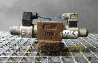 Zestaw zaworów Poclain KV-4/3-5KO-6-G6 E-2