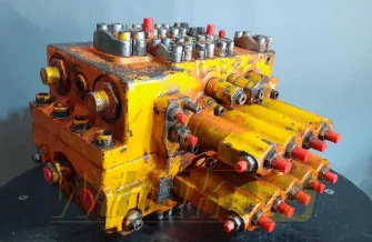 Rozdzielacz Hitachi 220 21000-00228