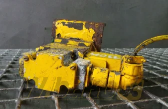 Zestaw zaworów Liebherr R912 