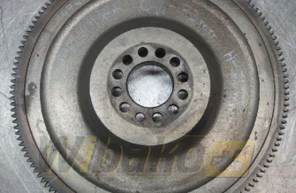Koło zamachowe do silnika Hanomag D964T 