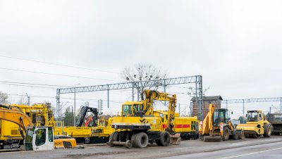 Dlaczego warto pilnować terminu wymiany oleju hydraulicznego?