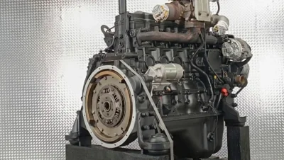 Remont silnika Cummins QSB6.7 w koparce SANY SY265C