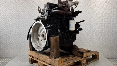Remont silnika Cummins QSB 4.5 w ładowarce LiuGong 835H