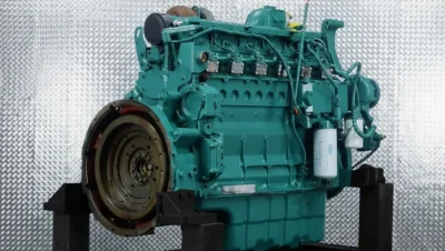 Remont silnika Volvo D7D w koparce EC240B