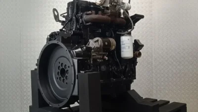 Remont silnika Cummins QSB4.5 w spycharce Dressta TD-10R