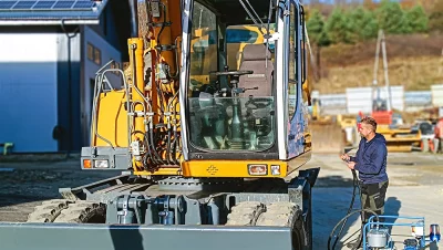 Serwis koparki kołowej Liebherr A314 przed okresem zimowym