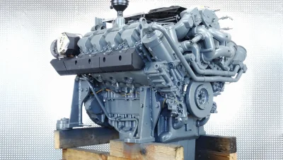 Remont silnika Liebherr D9508 A7 w żurawiu LTM 1300-6.2