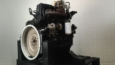 Remont silnika Cummins QSB4.5 w żurawiu Badger CD4415